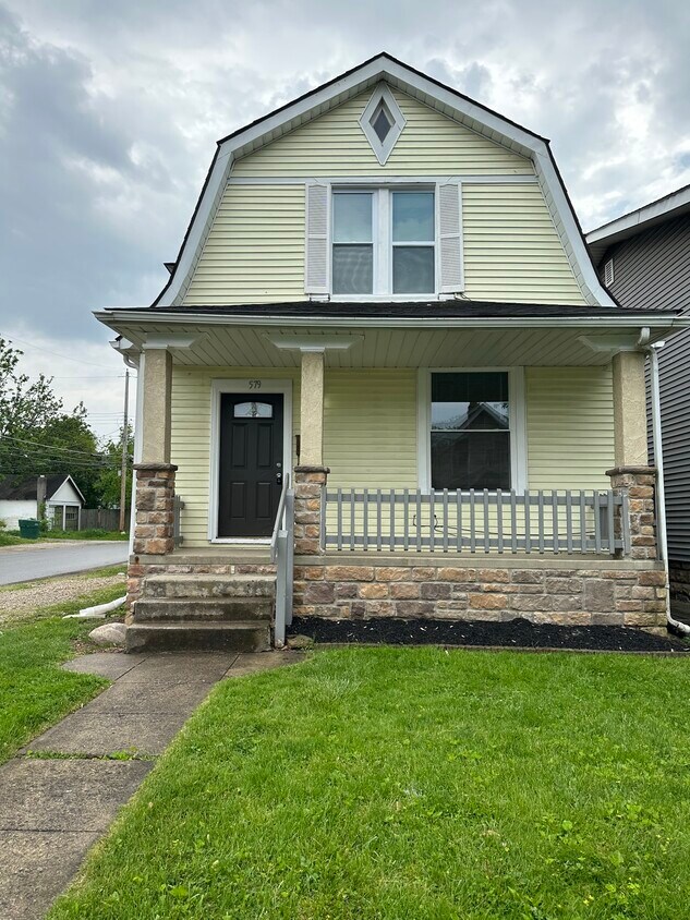 579 E Gates St, Columbus, OH 43206 House for Rent in Columbus, OH