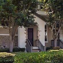 Building Photo - 21 Tulare Dr
