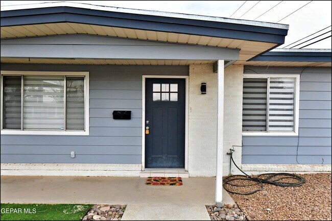 Foto del edificio - 10565 Murphy St