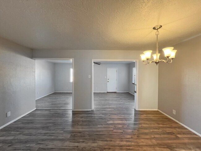 Foto del edificio - 12509 Nambe Ave NE