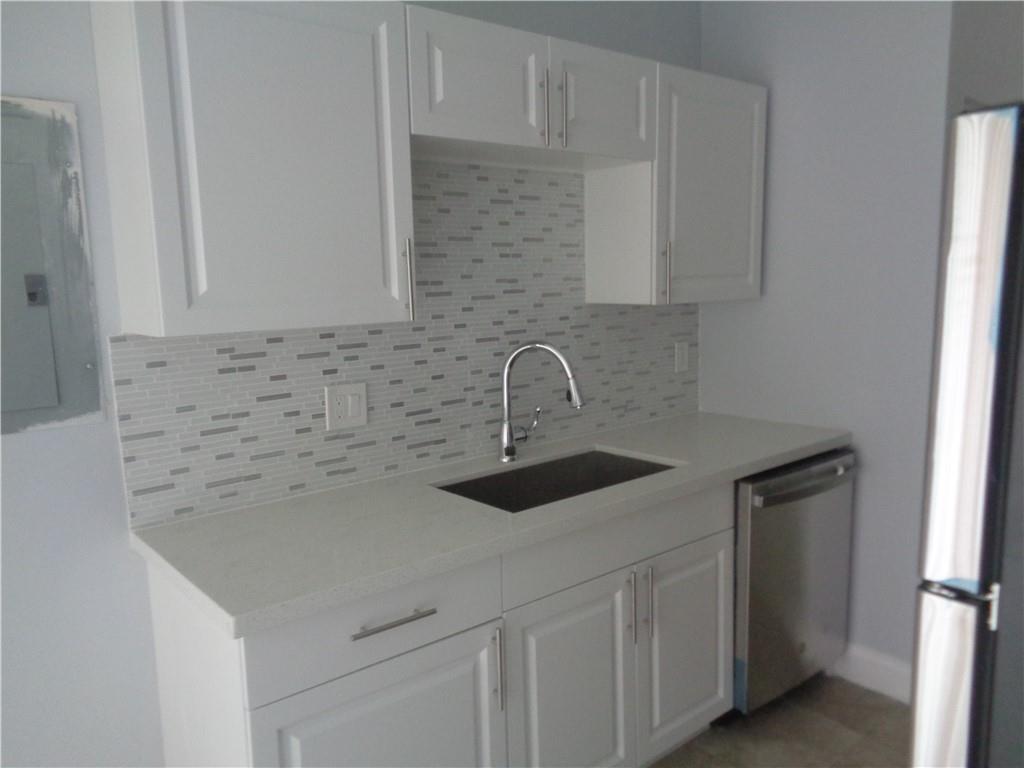 Foto del edificio - 7434 NW 34th St