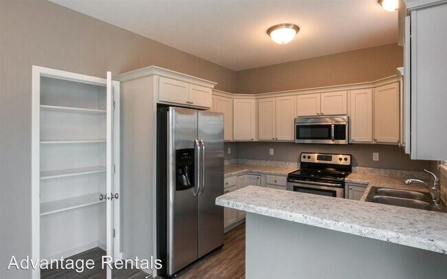 Foto del edificio - 4 br, 3 bath House - 1106 Manitou Trail