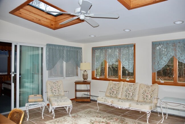 Foto del edificio - 6 Crab Creek Rd