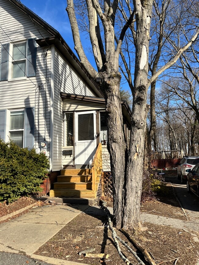 front yard with porch - 14 Charles St