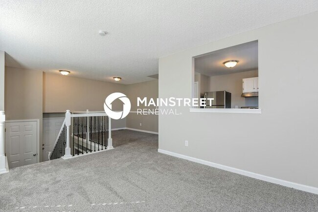 Building Photo - 4 Bedroom Pet-Friendly Home in Aurora, CO with Main Street Renewal