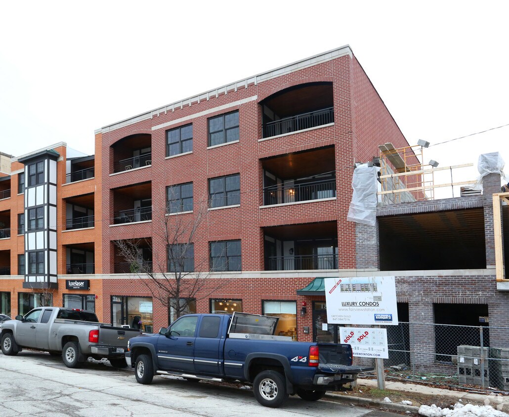 Building Photo - Fairview Station