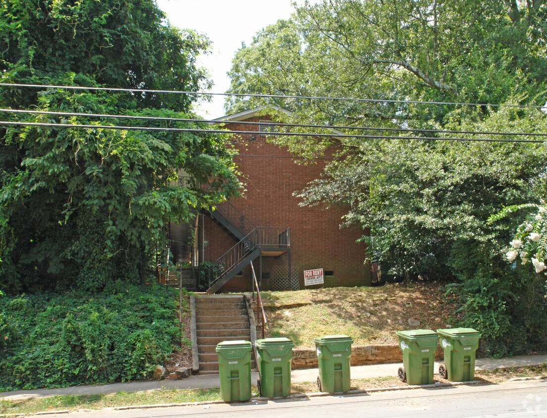 Foto del edificio - 985 Greenwood Ave