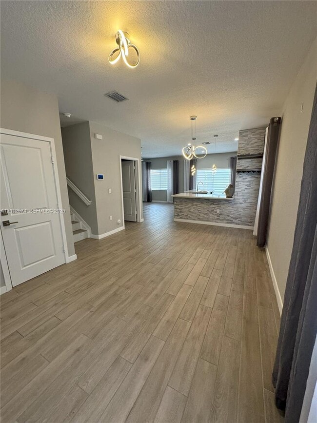 Building Photo - 1763 SE 8th Pl