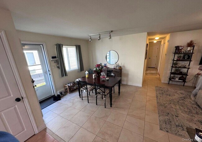 Foto del edificio - 518 E Penn St