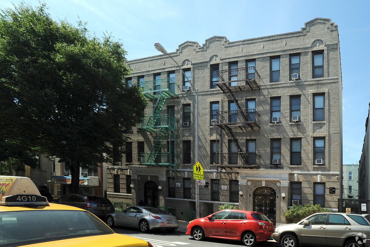 Primary Photo - 35-47 34th St