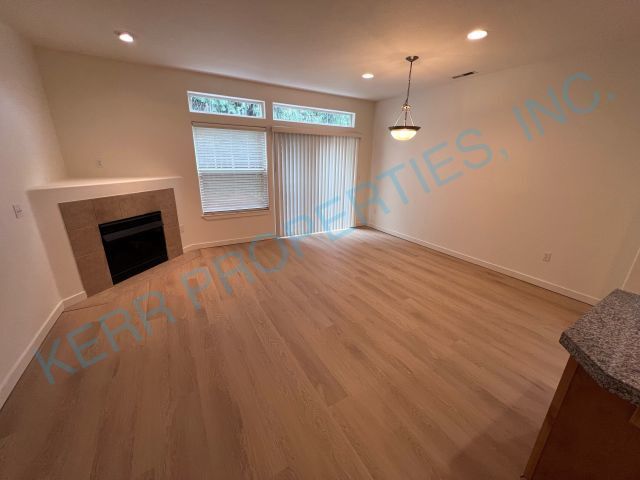 Building Photo - FREE RENT! Charming 3-Bed Home with 2.5 Ba...