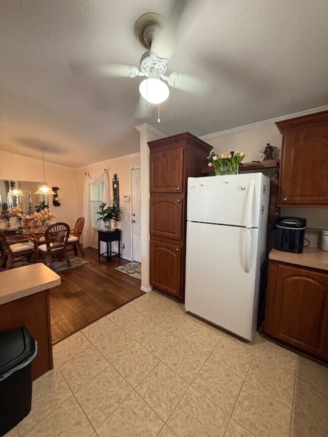 Building Photo - Wonderful 55+ community