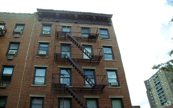 Foto del edificio - 504 E 6th St