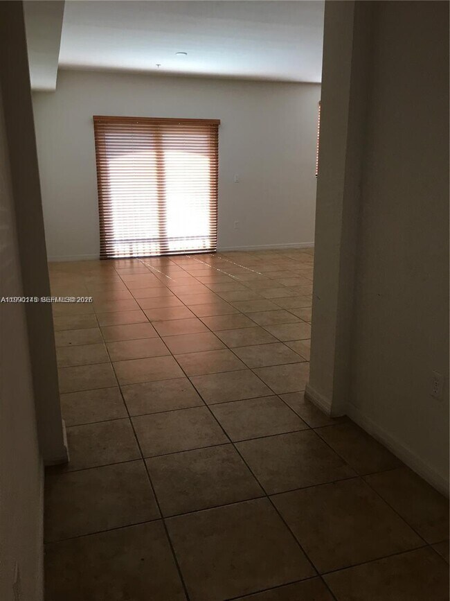 Foto del edificio - 10870 NW 88th Terrace