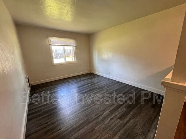 Foto del edificio - 530 Talmage Rd