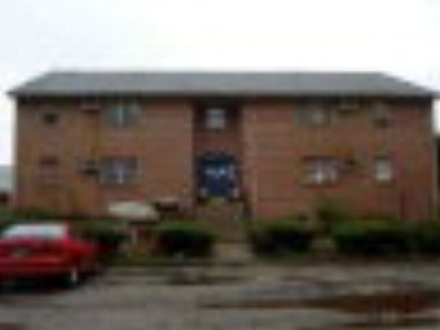 Foto principal - 405 Norwood Dr