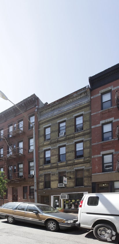 Primary Photo - 102 President St
