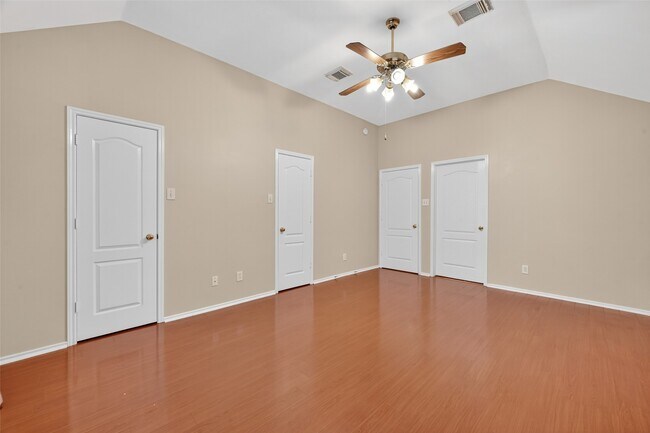 Building Photo - 11714 Peachwood Lake Dr