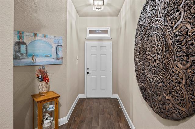 Foto del edificio - 5909 Dark Forest Dr