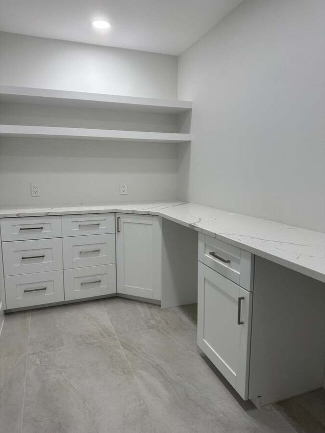 Building Photo - 11600 Island Lakes Ln