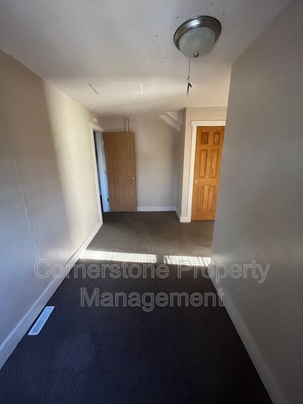 Foto del edificio - 1229 1st Ave N