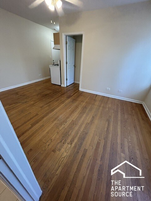 Foto del edificio - 4427 N Lawndale Ave