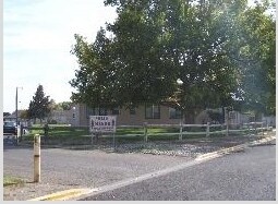  - 949 N Oregon St