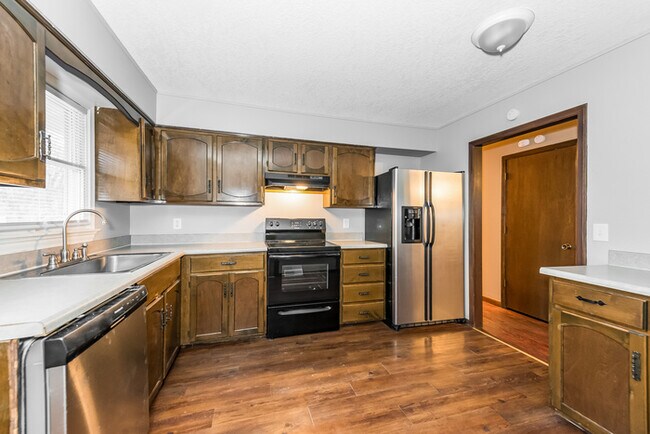 Building Photo - 704 N 20th St