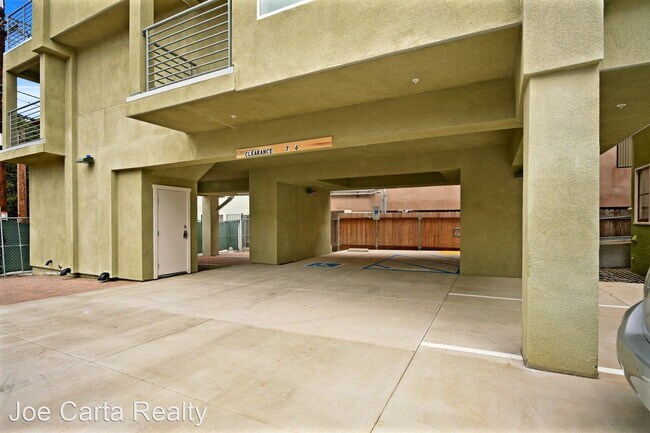 Foto del edificio - 3574-3580 Fourth Ave