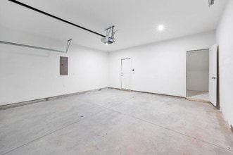 Building Photo - 809 Cameron Trl