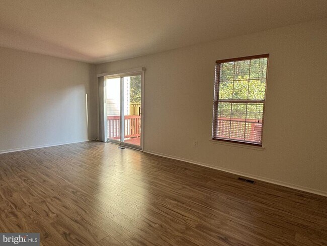 Building Photo - 13859 Grey Colt Dr