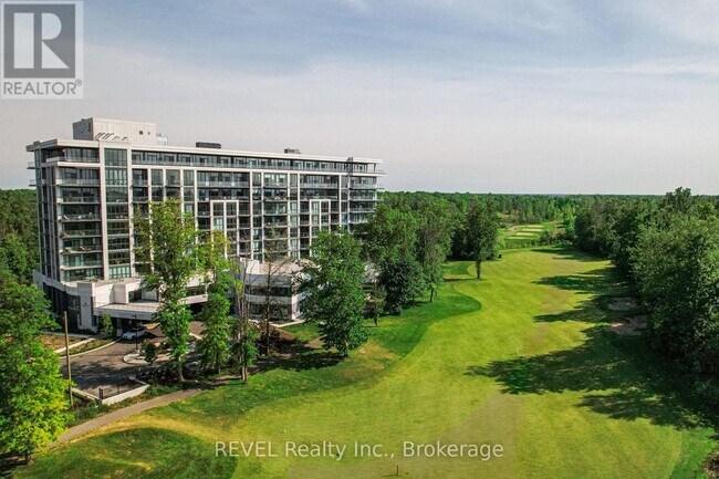 Photo du bâtiment - 7711-7711 Green Vista Gate