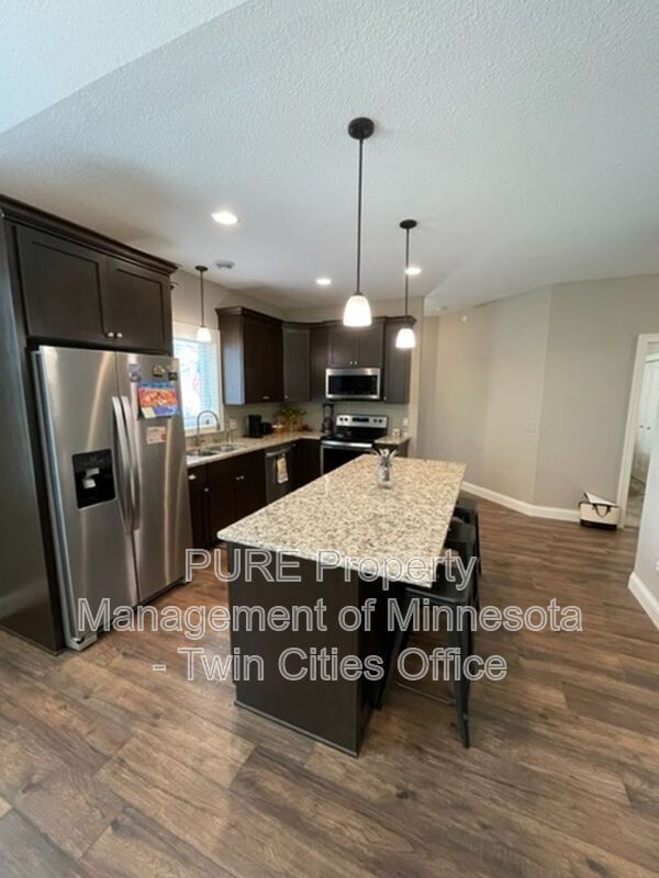 Foto del edificio - 631 Liberty Wy