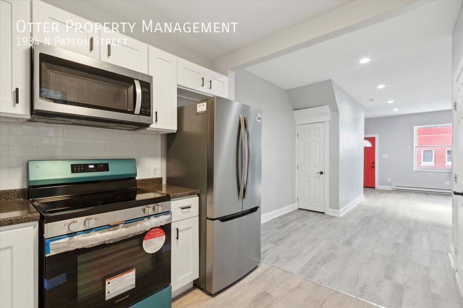 Foto principal - 3BR/2BA Updated Brewerytown Apt with Priva...