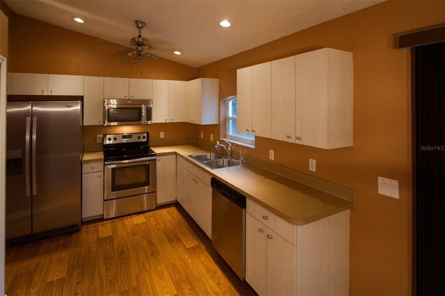 Foto del edificio - 3092 Oklahoma St