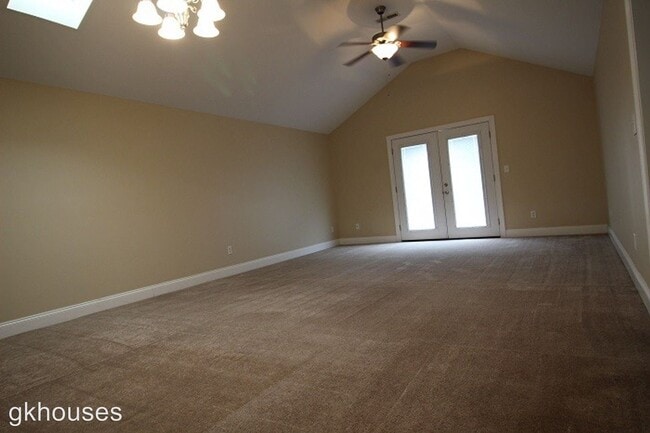Building Photo - 3 br, 2 bath House - 1510 Southernwood Dr
