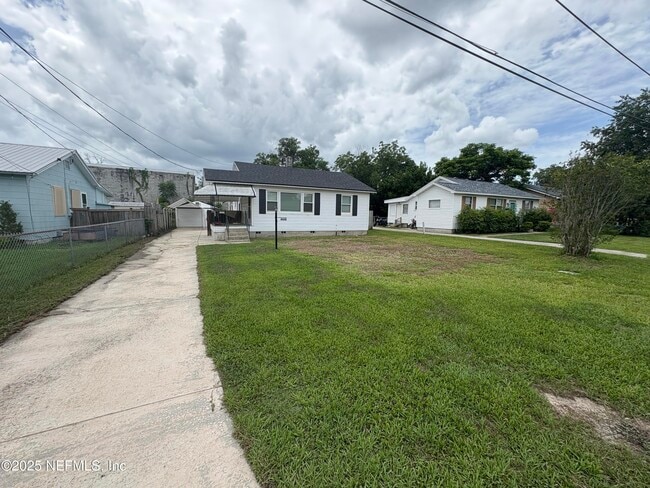 Building Photo - 4458 Manchester Rd