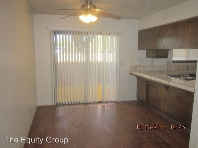 Foto del edificio - 1066 N Jefferson St