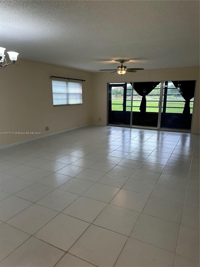 Building Photo - 12950 SW 7th Ct