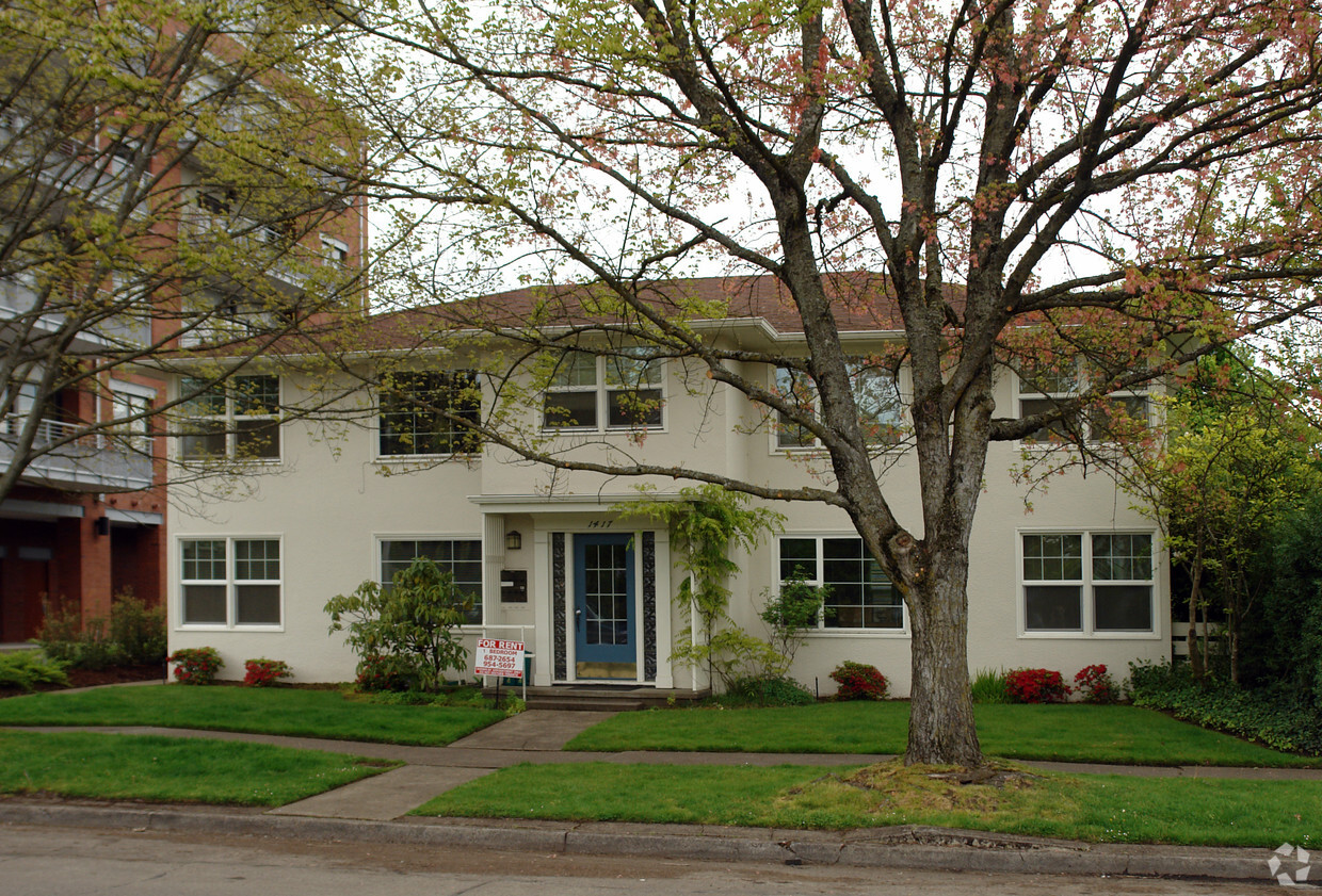 Building Photo - 1417 Olive St