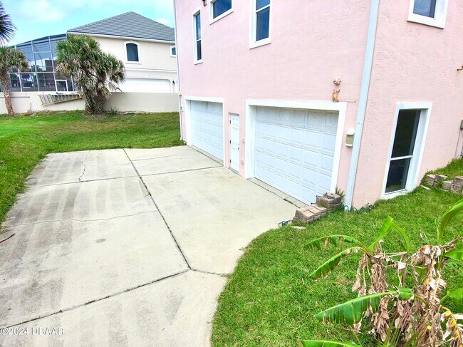 Foto del edificio - 4688 S Atlantic Ave