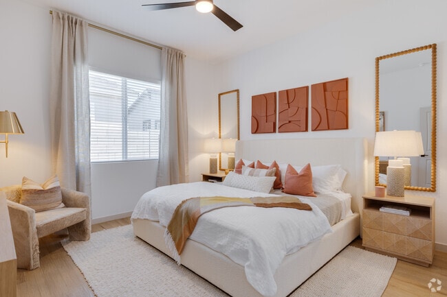 3BR, 2BA - 1,355SF - Primary Bedroom - Bungalows on Combs