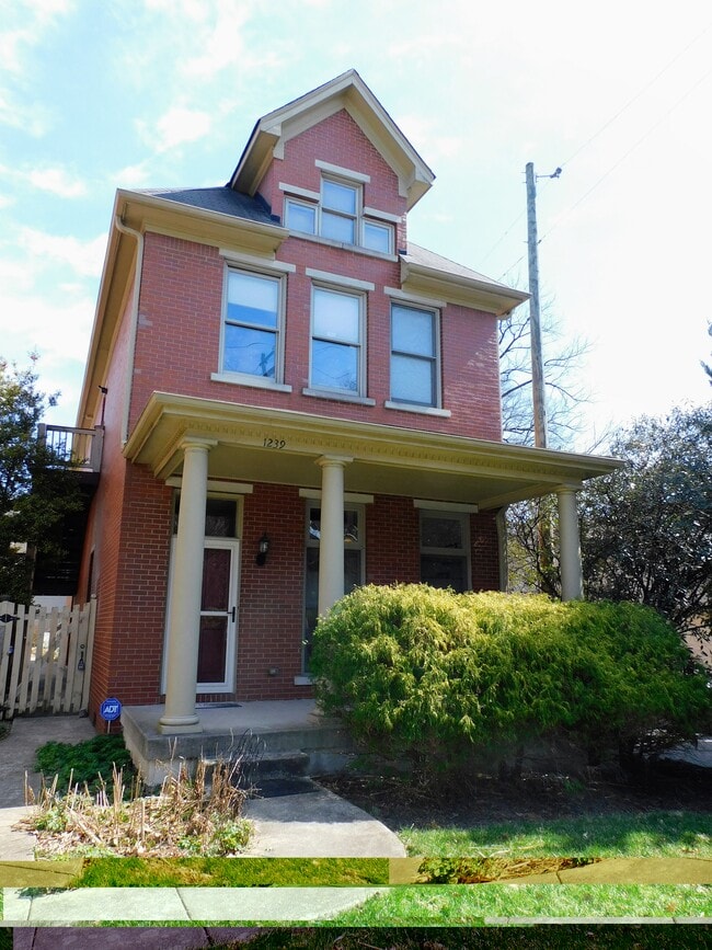 Building Photo - 1239 S 2nd St