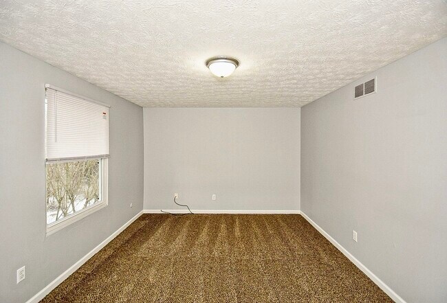 Building Photo - 13636 Mogadore Ave NW