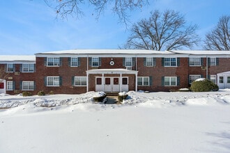 Building Photo - 6A W Roselle Ave