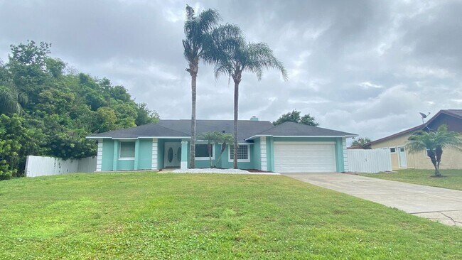 Foto del edificio - 4 Bedroom, 2.5 Bath Pool Home!