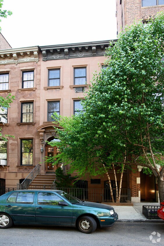 Foto del edificio - 47 W 92nd St