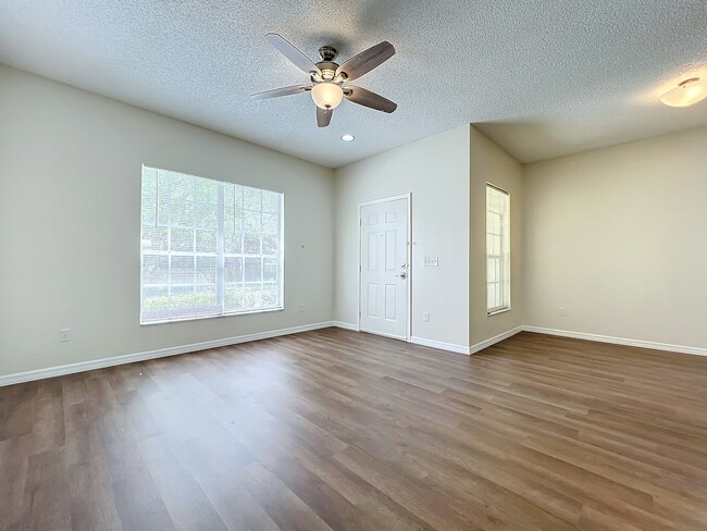 Building Photo - 4214 Pacifica Dr