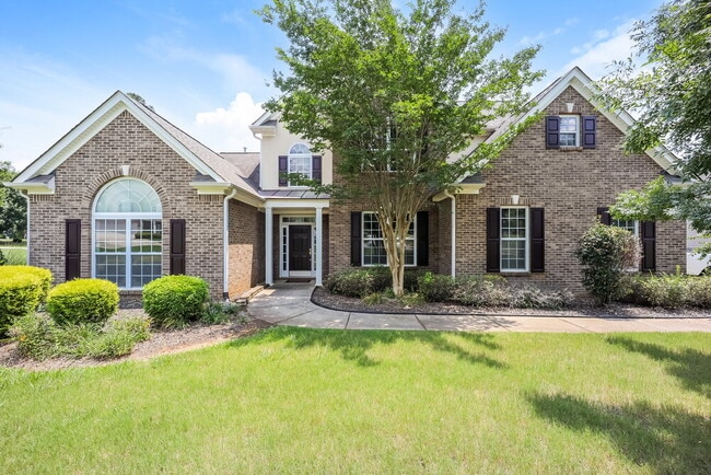 Building Photo - 501 Summer Brooke Ln