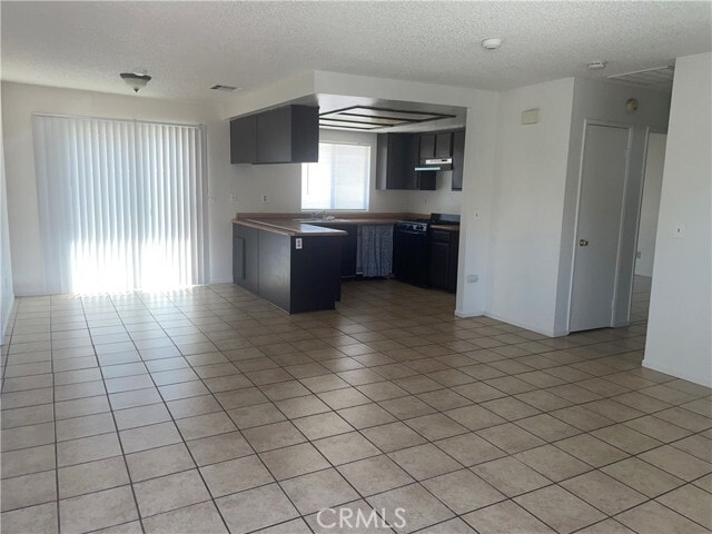 Building Photo - 15392 Bear Valley Rd